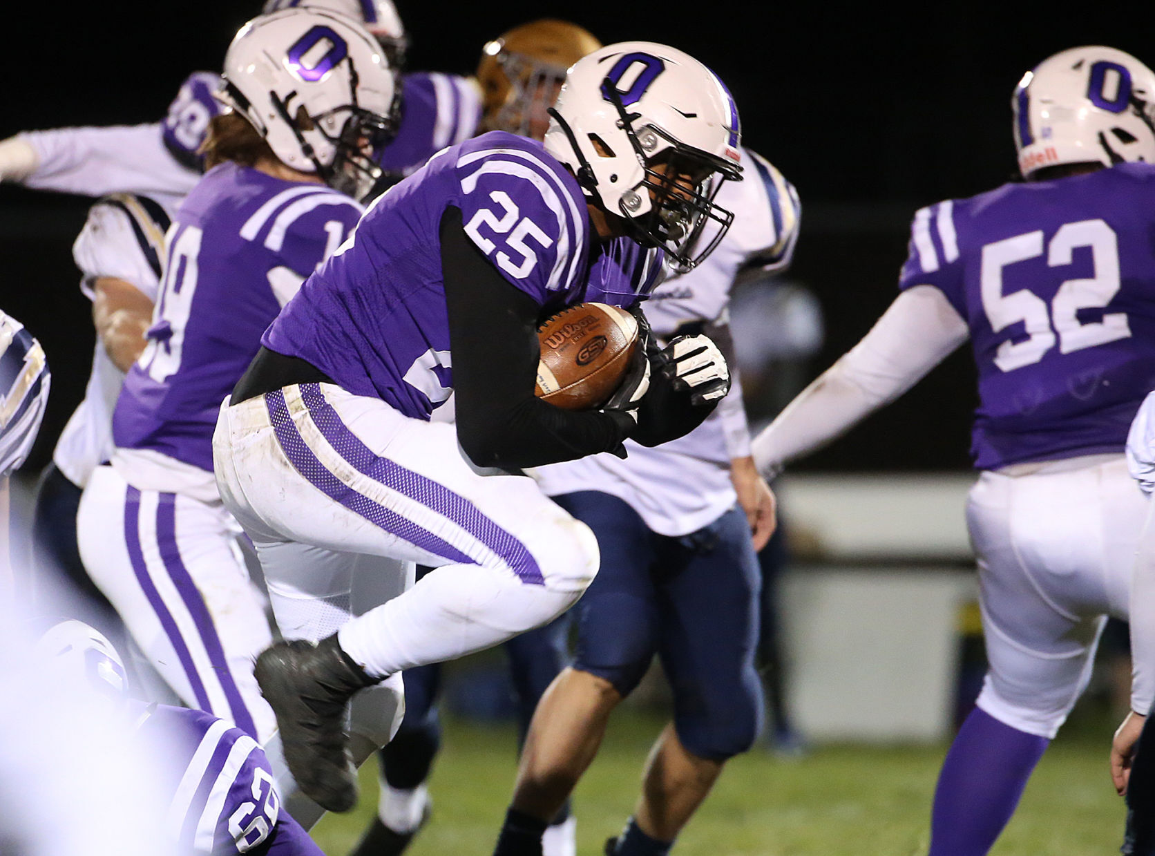 October 30: Aquinas vs Onalaska